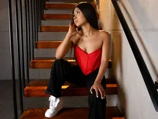 Best live sex cam show with PaulinaDaSouza - Streamate