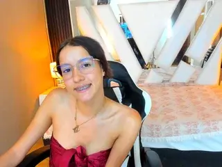 Private Sex Chat with Linda4Petite - Streamate