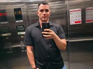 Live Porn with alessandrovieri - Streamate
