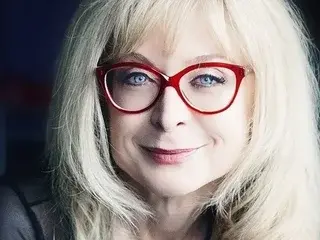 Live Sex with NinaHartley - Streamate