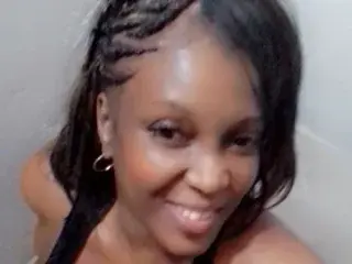 Private Sex Chat with plentyfu - Streamate