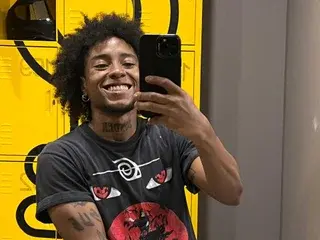 Sex Chat with JhonyMiller - Streamate