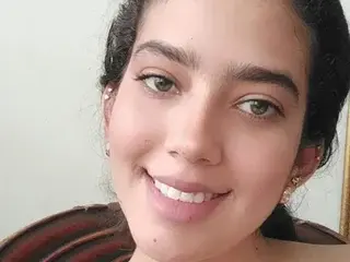 Nude Webcam with MaithePerroni - Streamate