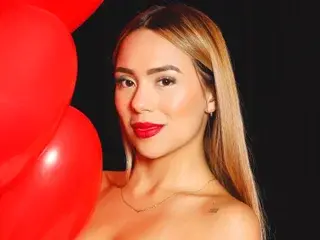 Free Porn Cam with nikolevoshkie - Streamate