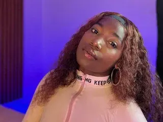 Best live sex cam show with Heleyn_Wilkinson - Streamate