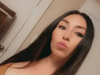 Sex Cam with MilfyLucy91 - Streamate