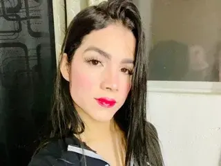 Sex Chat with maddy_moonn111 - Streamate