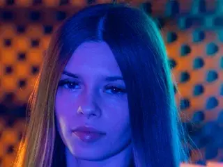 Best live sex cam show with Sukie_Monroe - Streamate