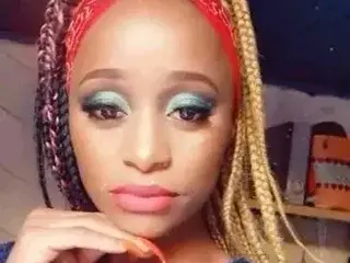 Watch Live Sex Cams with SizzlingSlim - Streamate