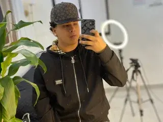 Free Porn Cam with AlejoBennett - Streamate