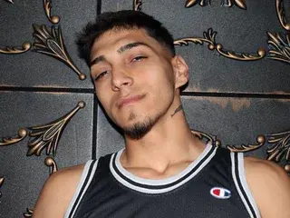 Adult Webcams with ZenMarko - Streamate