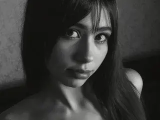 Adult Video Chat with AriiaTyler - Streamate