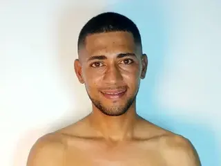 Free Porn Cam with JuanJoHot - Streamate