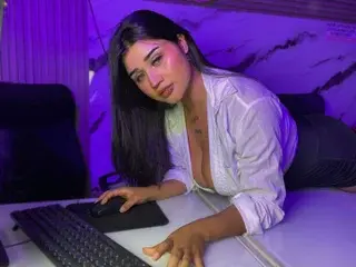 Adult Video Chat with VenusCris - Streamate