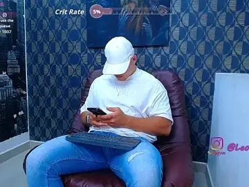 Free Live Porn with Leonsmoron - Stripchat