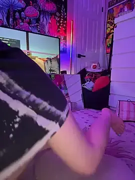 Free Porn Cam with Cutiepiespanks - Stripchat