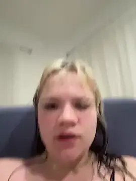 Sex Cam with Cutiepiespanks - Stripchat