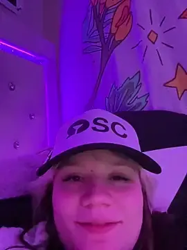 Sex Chat with Cutiepiespanks - Stripchat
