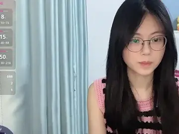 Nude Webcam with Luna-666 - Stripchat