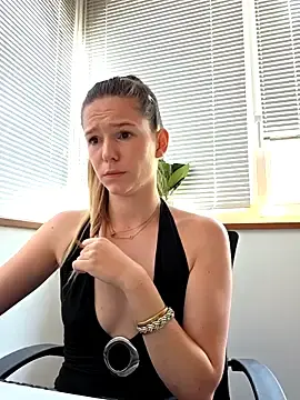 Free Porn Cam with lucie_mehott - Stripchat