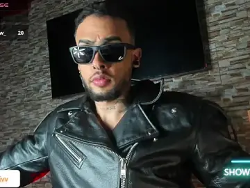 Live Sex Cam with Seth_Owner - Stripchat