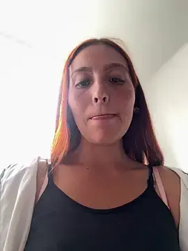 Adult Webcams with Queen_Scatlett - Stripchat