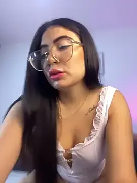 Free Porn Cam with Mia_222 - Stripchat