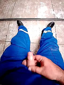 Free Live Porn with branquinho3 - Stripchat