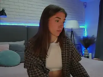 Live Porn with SweetVikki - Stripchat