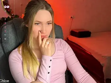 Live Sex Cam with ChloeMillerMeow - Stripchat