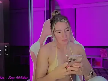 Best live sex cam show with Daisydelicious - Stripchat