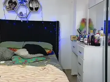 Free Live Porn with charlotte_077 - Stripchat