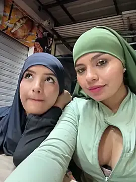 Free Porn Cam with lalilamassu1 - Stripchat