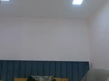 Watch Live Sex Cams with april_bunnyy - Stripchat