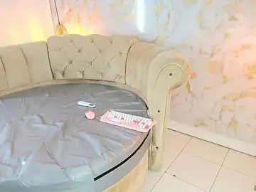 Watch Live Sex Cams with khloeblake - Stripchat
