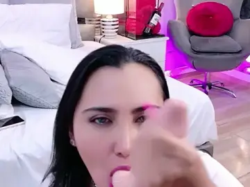 Live Sex with Evangeline_Taylorr - Stripchat