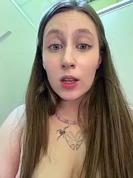 Adult Webcam with FroggyAnna - Stripchat