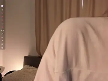 Best live sex cam show with ElizbethCarridine - Stripchat