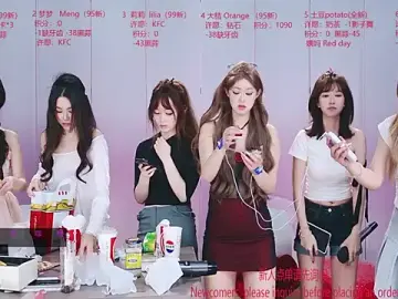 Watch Live Sex Cams with Sexy-baby-520 - Stripchat