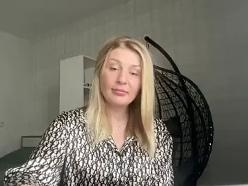 Sex Cam with Blondie_xoxoxo - Stripchat