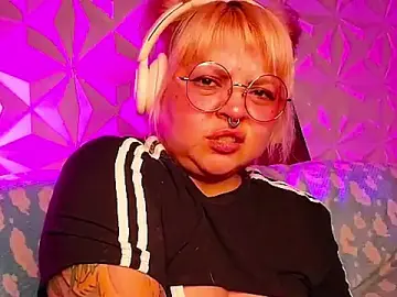 Sex Cam with Satyn_doll - Stripchat