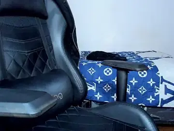 Adult Video Chat with Tommy_Bred - Stripchat