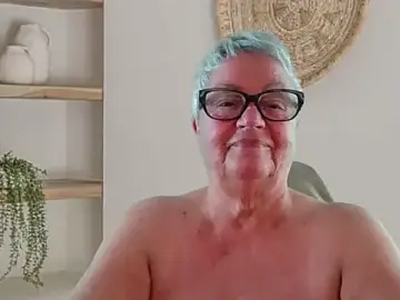 Adult Video Chat with Mystery-Grandmother - Stripchat