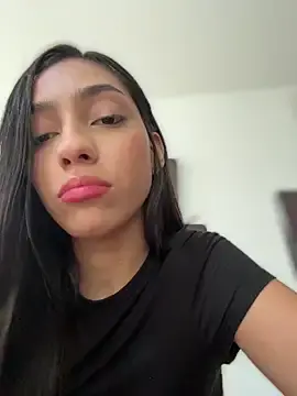 Watch Live Sex Cams with Ema_azel - Stripchat