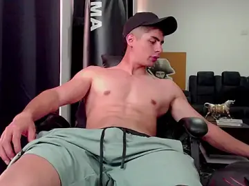 Best Webcam with Stiven_CL - Stripchat