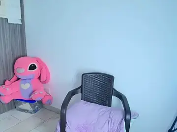 Sex Cam with alys_love - Stripchat