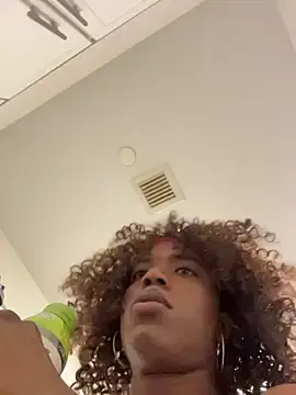 Best Webcam with frenchiego - Stripchat