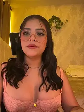 Free Live Porn with Sara-Evans - Stripchat