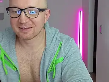 Adult Webcam with kevintyler69 - Stripchat