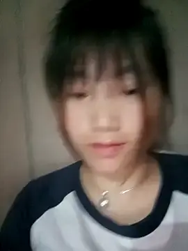 Watch Live Sex Cams with lylaanhmin - Stripchat